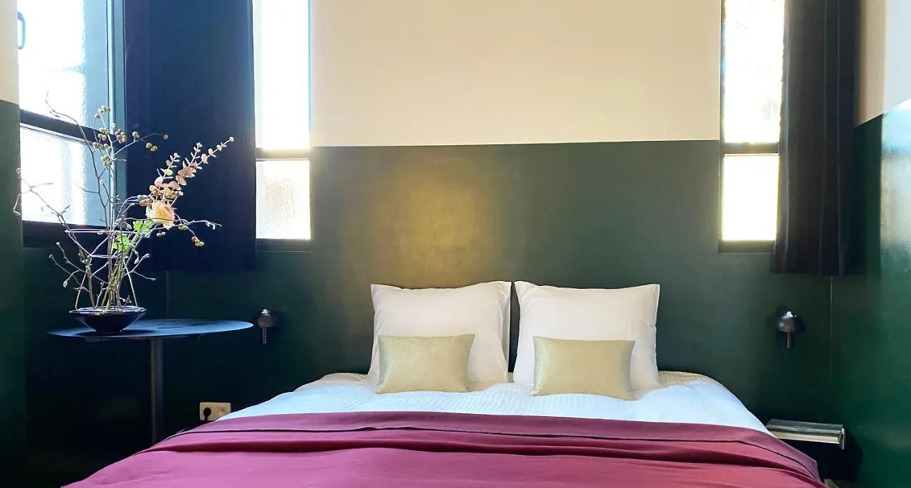 B&B Expo House Antwerp Bed & Breakfast